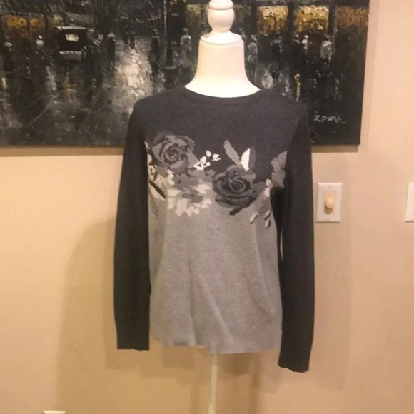 Bass Classic Gray Floral Front Pullover Sweater-Large - Picture 1 of 5